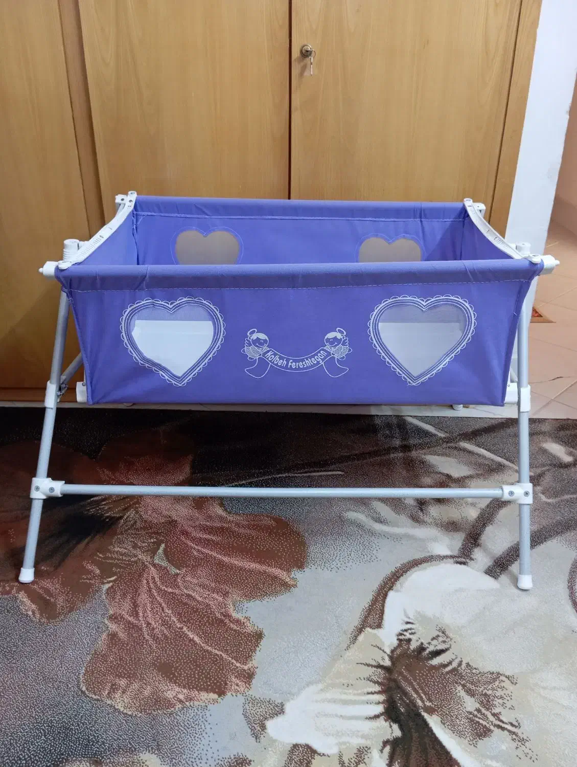 گهواره|تخت و صندلی بچه|اصفهان, رزمندگان|دیوار