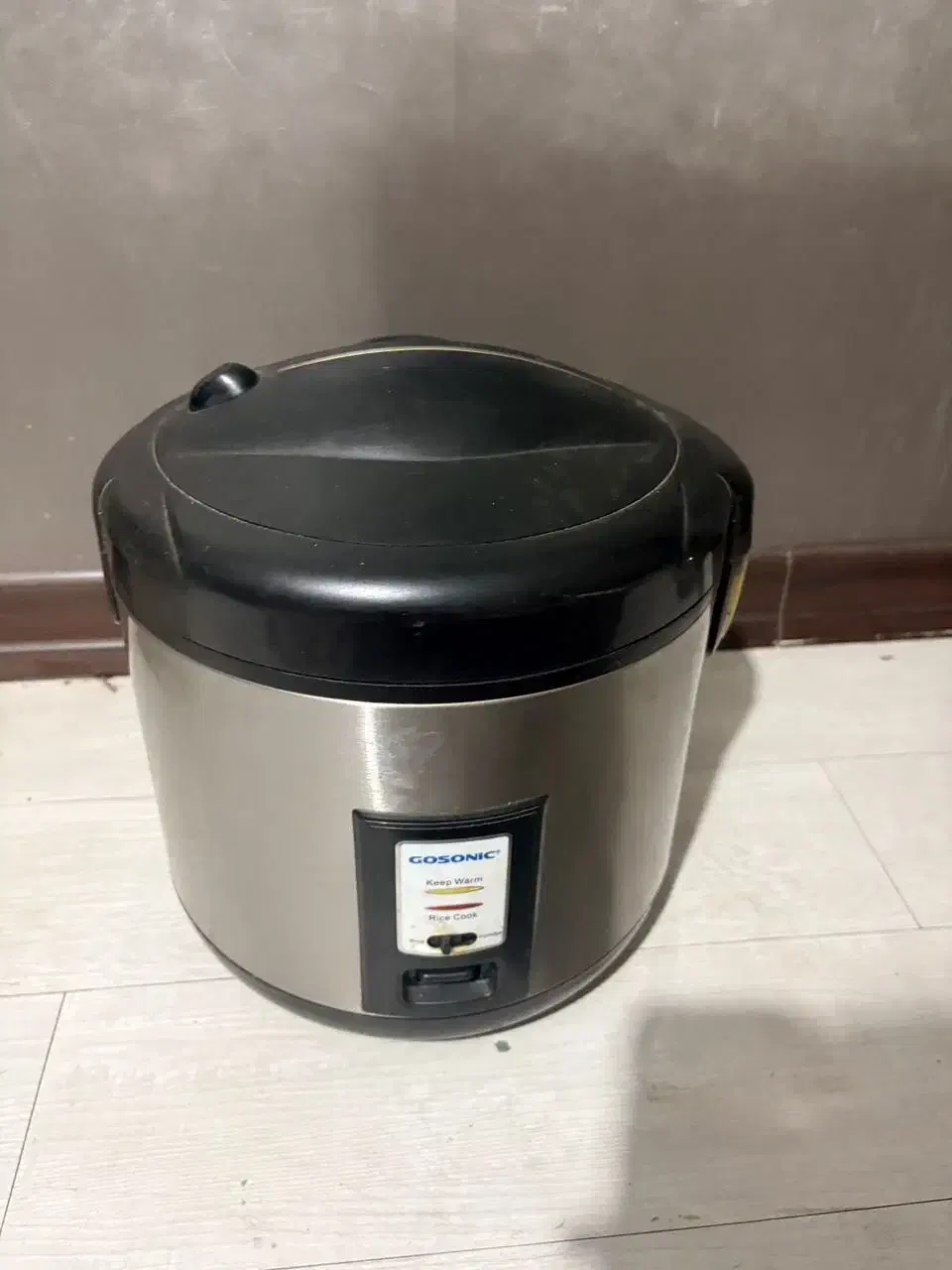 چند تکه وسایل آشپز خانه|ظروف پختوپز|سیرجان, |دیوار