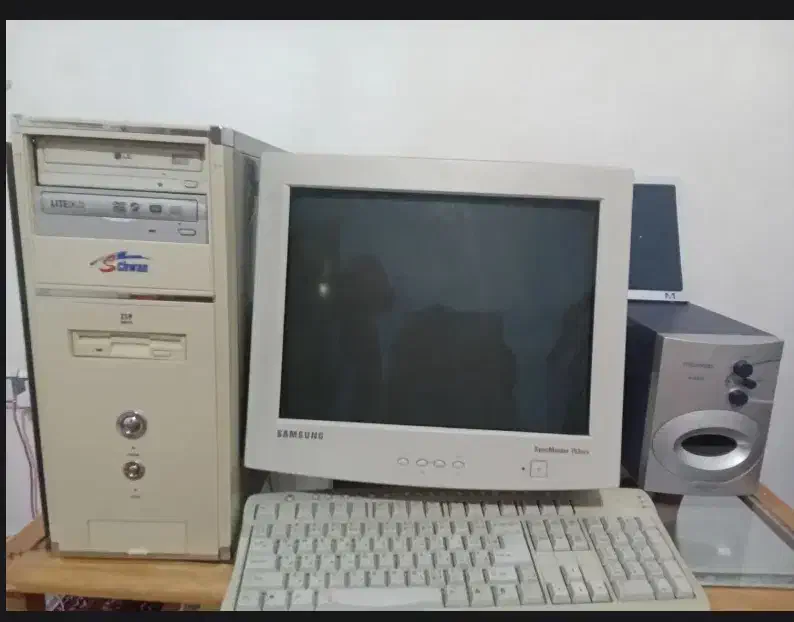 کامپیوتر کم کارکرد|رایانه رومیزی|سنندج, |دیوار