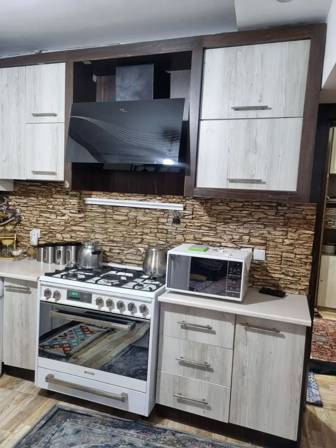 کابینت کامل آشپزخانه همراه با سینگ و شیرآلات|مصالح و تجهیزات ساختمان|اصفهان, سرشبادران|دیوار