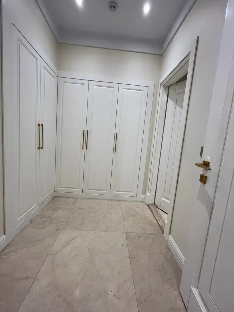 220متر/ تاپ لوکیشن بلوار/ برند سعادت آباد