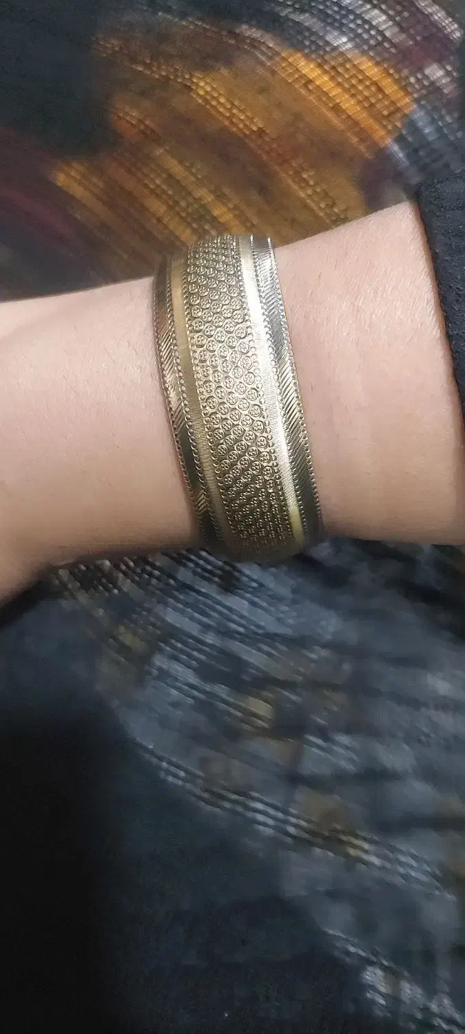 ۳۳گرم طلا ۲۰۰بالای تابلو|جواهرات|برازجان, |دیوار