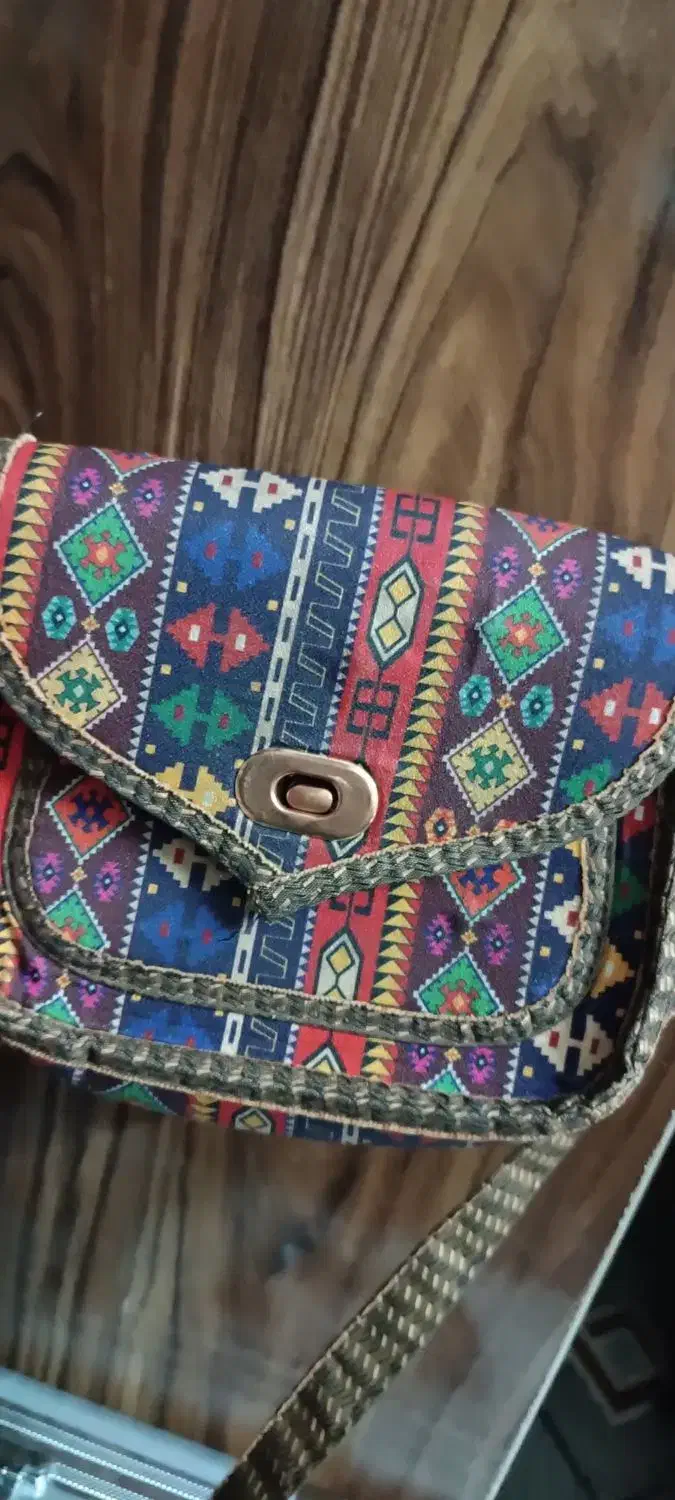 کیف دوشی|کیف، کفش، کمربند|نجف‌آباد, صالح آباد|دیوار