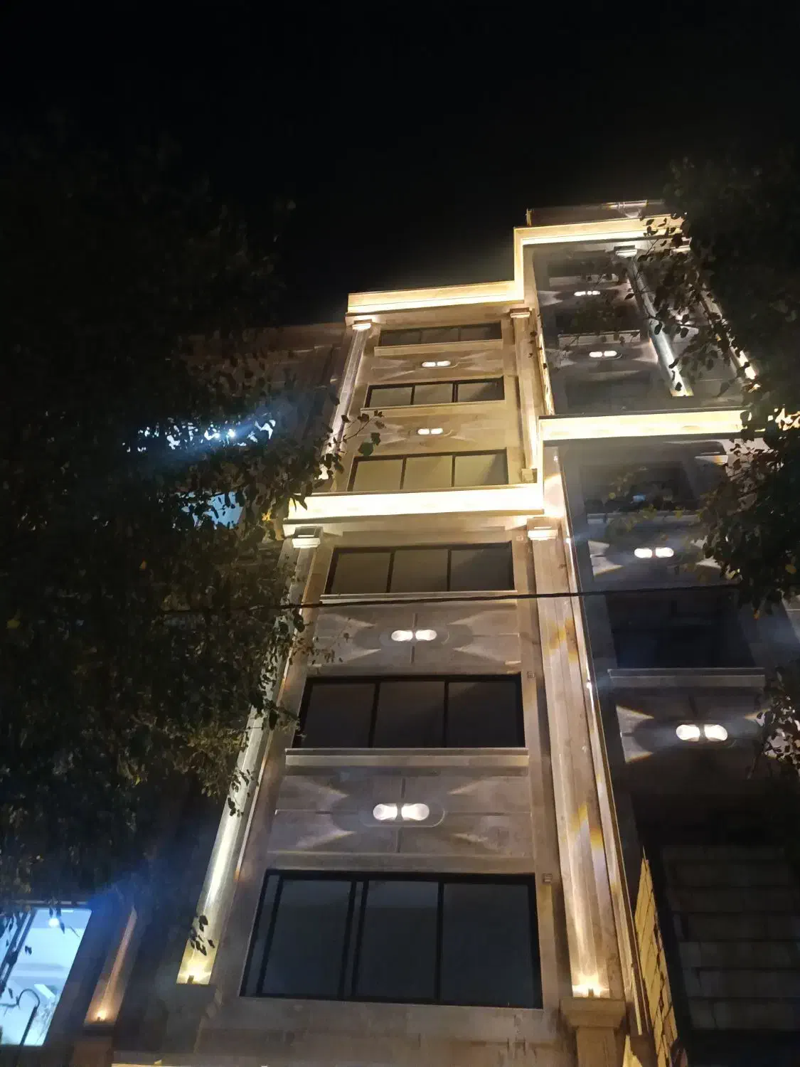 آپارتمان ۹۰ متری در خیابان بیست متری|فروش آپارتمان|مشهد, جانباز|دیوار