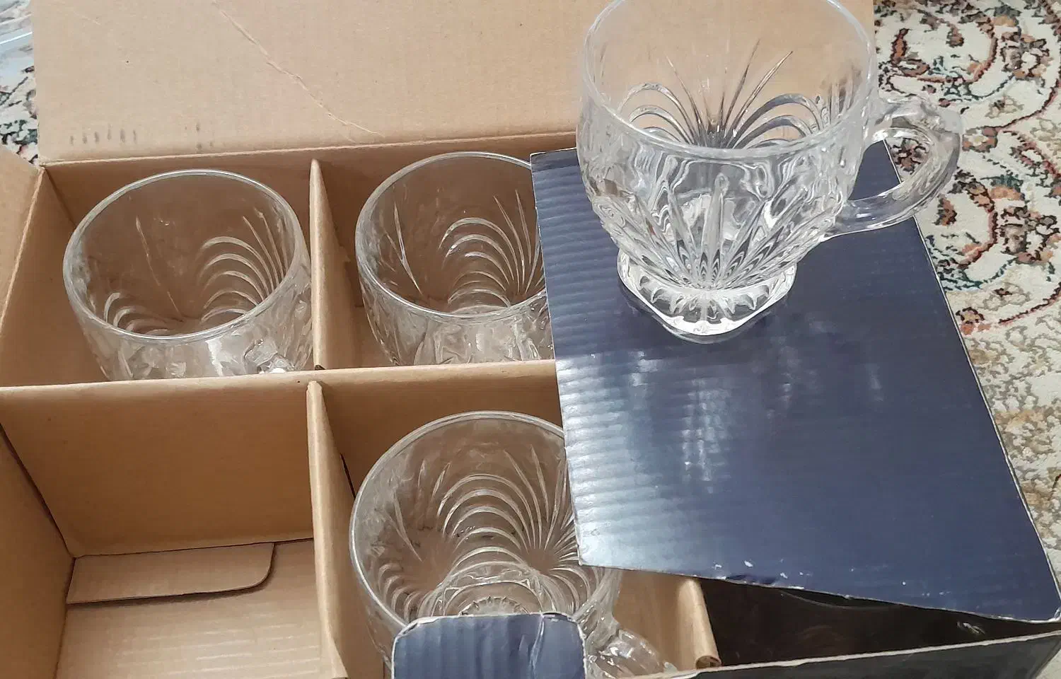 لوازم بلور|ظروف سرو و پذیرایی|تبریز, |دیوار