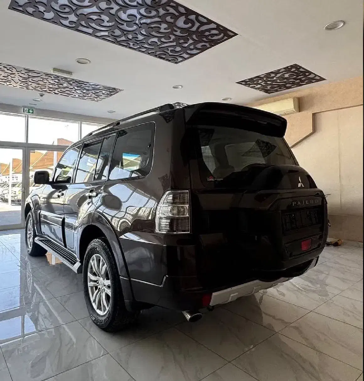 پاجیرو ۲۰۱۷ فول پلاتینیوم|خودرو سواری و وانت|آبادان, |دیوار