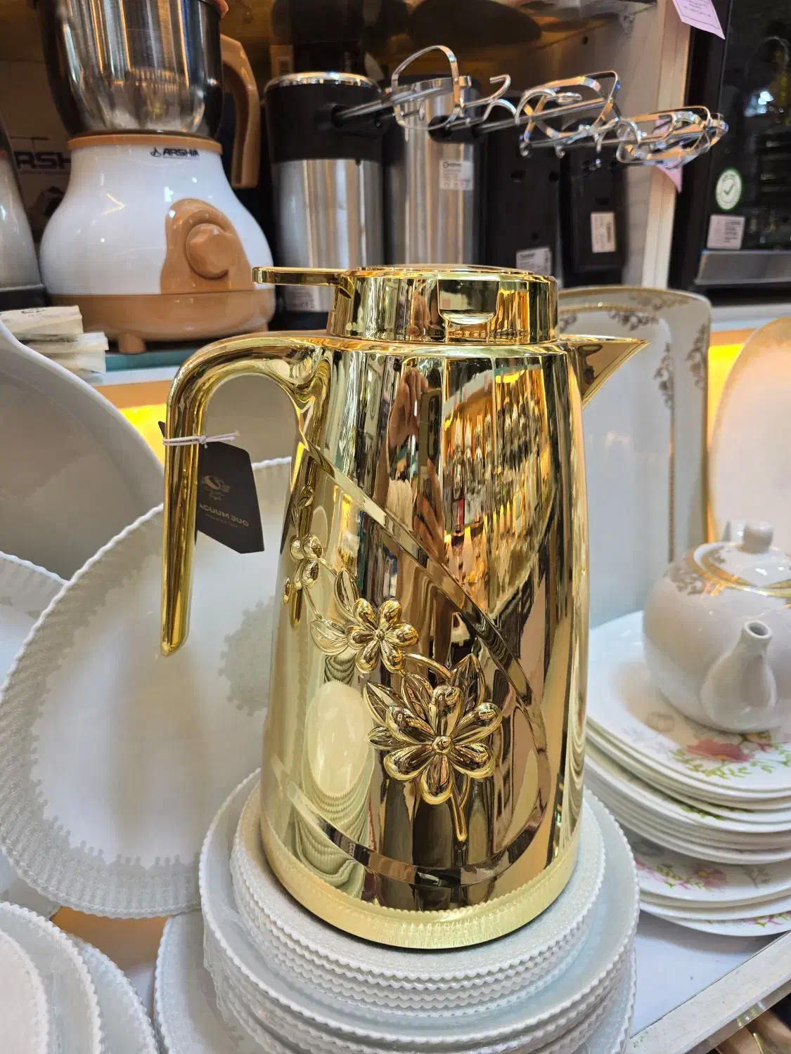 فلاسک|ظروف نگهدارنده، پلاستیکی، یک‌بارمصرف|زابل, |دیوار