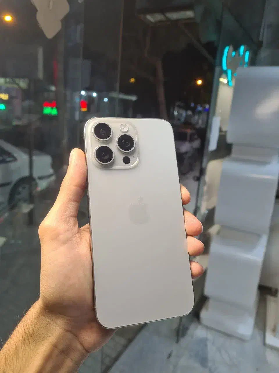 ۱۵ پرومکس|موبایل|قائن, |دیوار