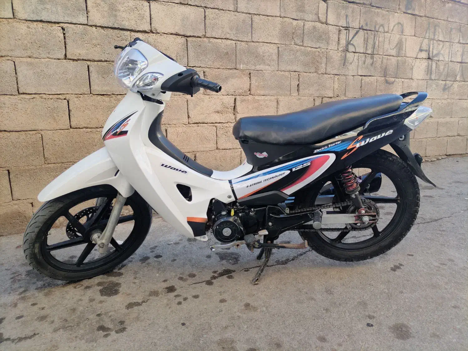 موتور رینگ اسپورت مزایده در حد صفر|موتورسیکلت|بانه, |دیوار