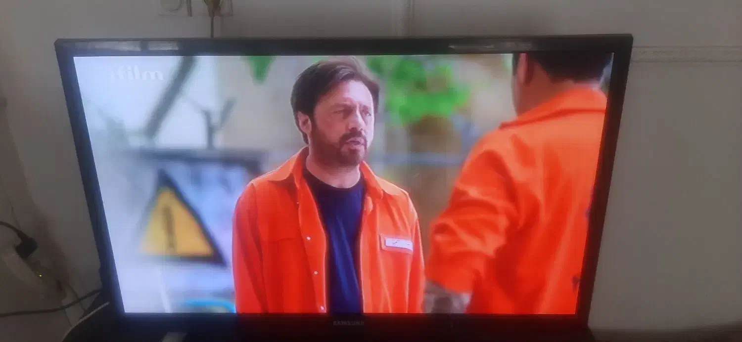 تلویزیون ال ای دی ۴۳اینج سامسونگ|تلویزیون و پروژکتور|فردیس, فردیس|دیوار