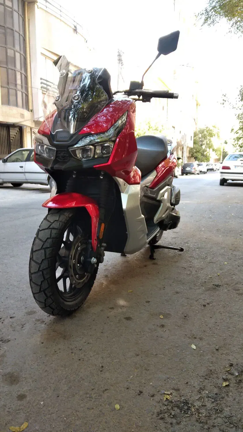 هوندا ADV تکتاز تایوانی 1402 بدون تصادفی|موتورسیکلت|قم, سالاریه|دیوار