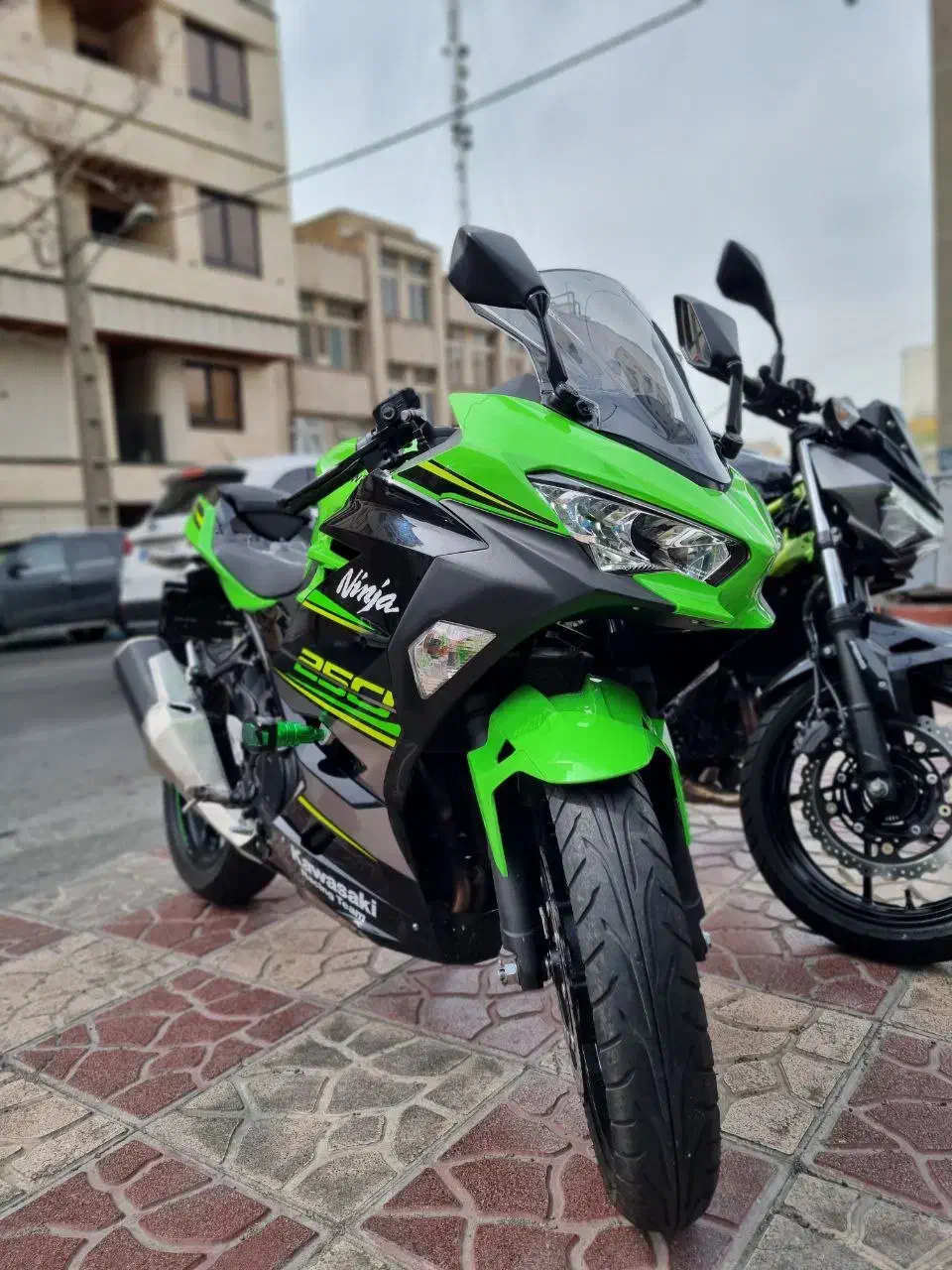 نینجا زد ایکس اسپشیال بی رنگ  نینجا زد ایکس|موتورسیکلت|تهران, صادقیه|دیوار