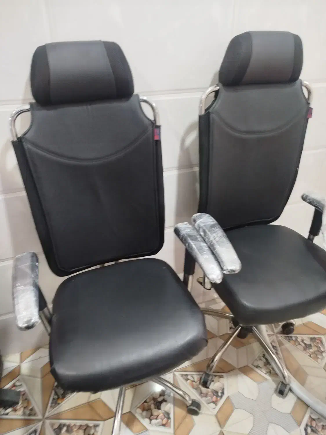 انواع مدل صندلی در حد نو زیر قیمت بازار|صندلی و نیمکت|خرم‌آباد, |دیوار