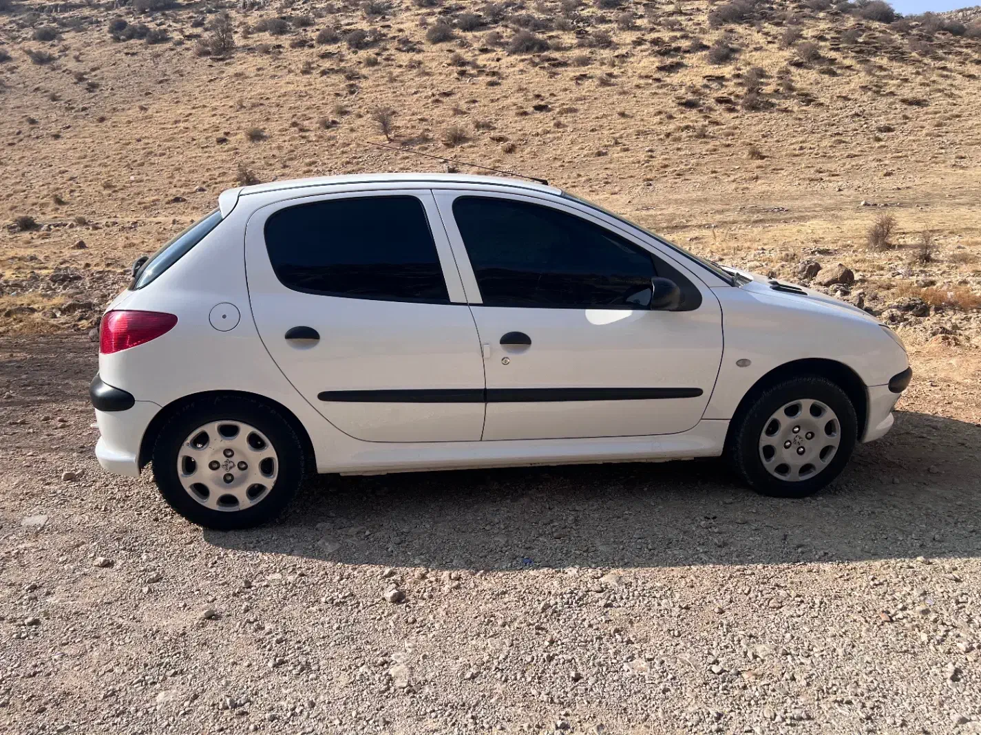 ۲۰۶ مدل ۹۸ در حد صفر|خودرو سواری و وانت|کرمانشاه, |دیوار