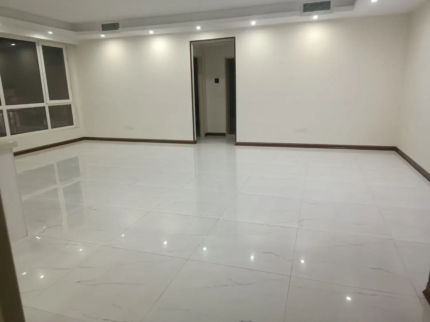 120متر۲خواب نوساز آکواریوم نور خوش نقشه شهران