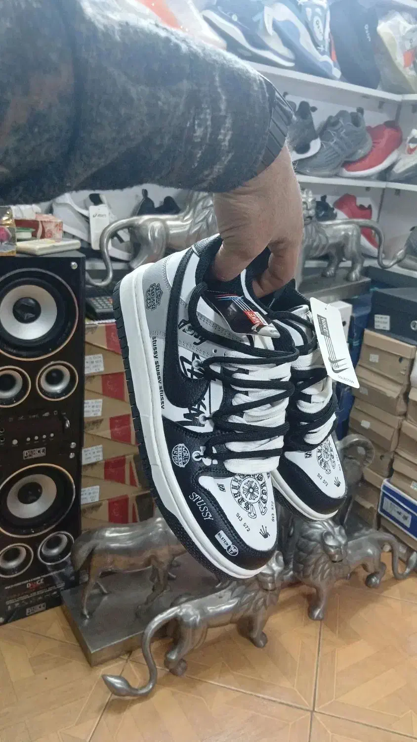 حراج کتونی حراج|عمده‌فروشی|تهران, افسریه جنوبی|دیوار