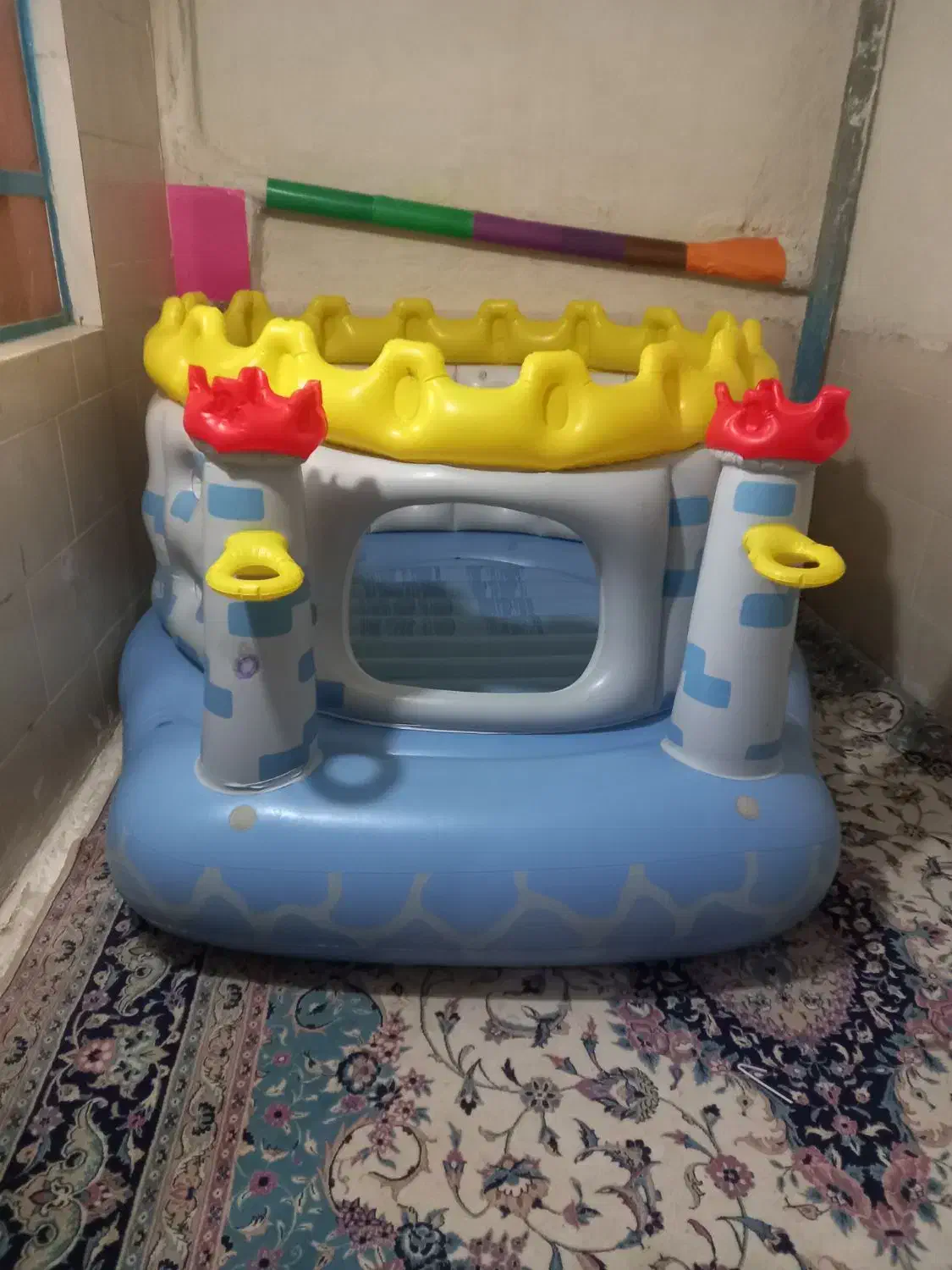 قصر بادی|اسباب‌‌بازی|مسجد سلیمان, |دیوار