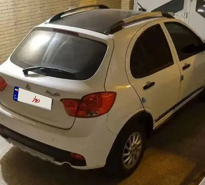 کوییک آر سفید مشکی اتوماتیک فول پلاس ۱۴۰۱|خودرو سواری و وانت|یزد, |دیوار