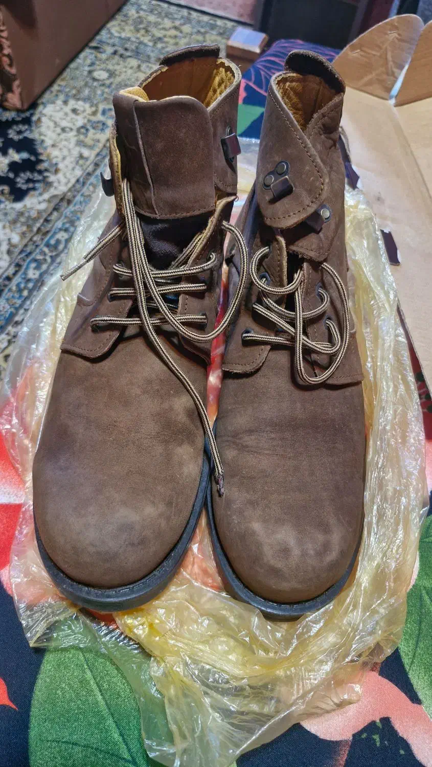 بوت مردونه سالم سالم در حد ۲بار پوشیده شده|کیف، کفش، کمربند|رشت, آزادگان|دیوار