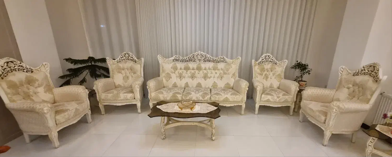 مبل سلطنتی|مبلمان خانگی و میز عسلی|هشتگرد, شهرک ولیعصر (مصلی)|دیوار