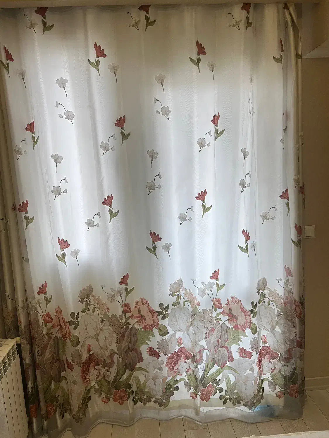 پرده پانج|پرده، رانر، رومیزی|تهران, باغ فیض|دیوار