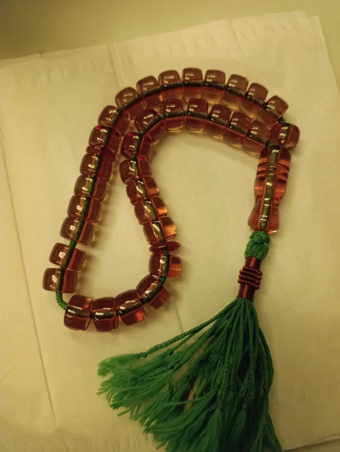 تسبیح سندلوس|جواهرات|اصفهان, خانه اصفهان|دیوار