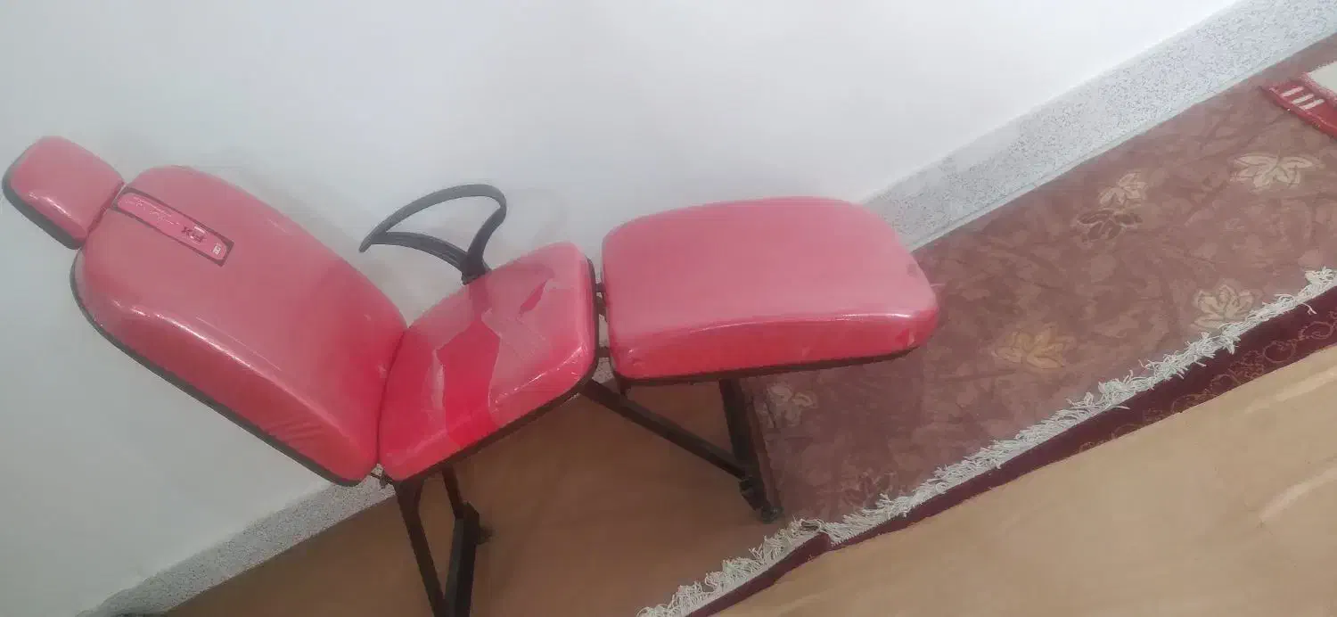 صندلی اصلاح|آرایشگاه و سالنهای زیبایی|مرند, |دیوار