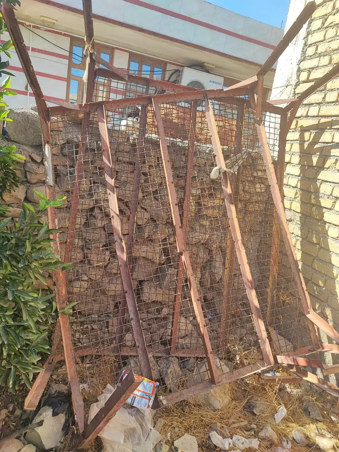 تخت خواب آهنی|تخت و سرویس خواب|هندمینی, |دیوار