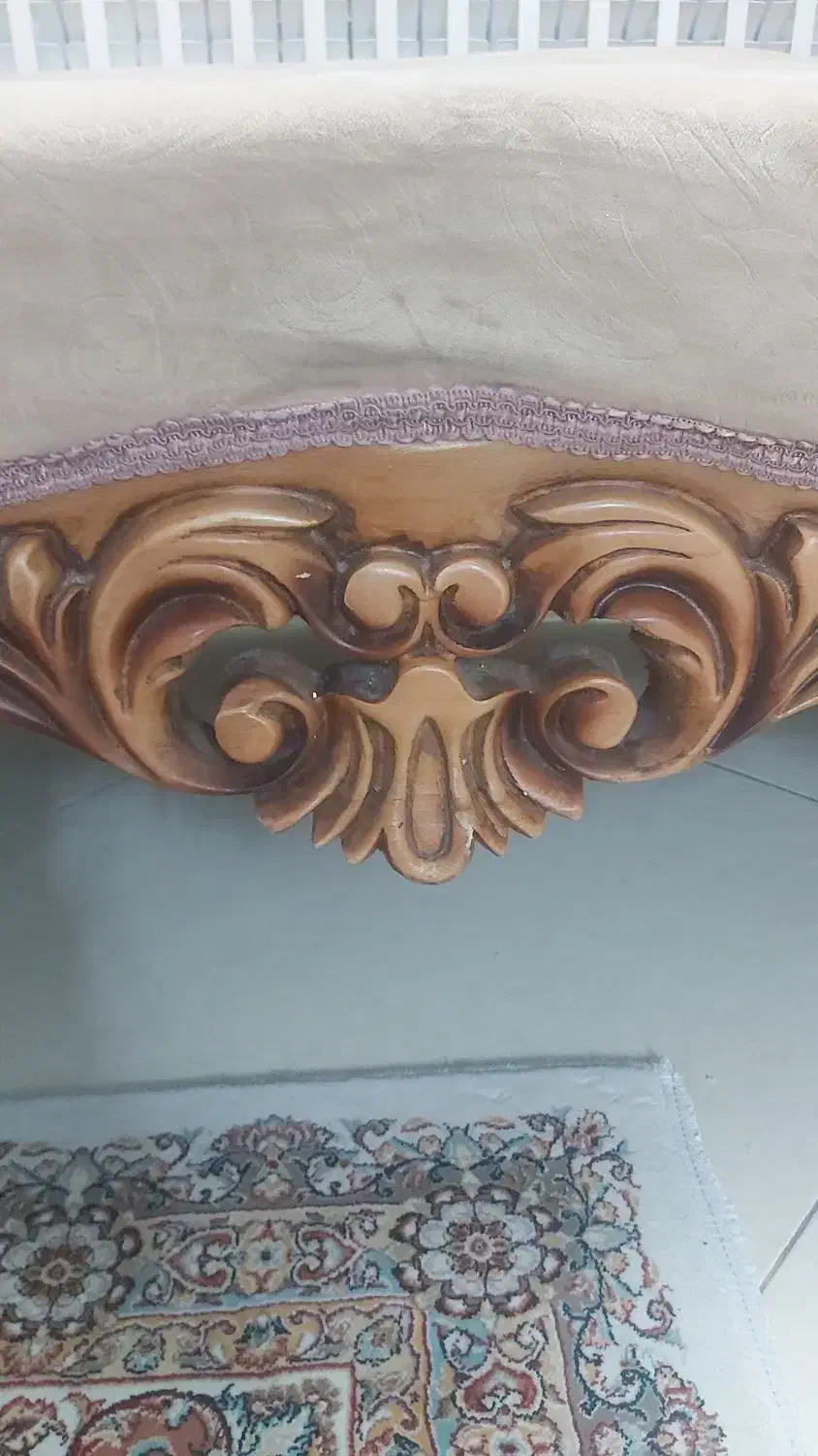 مبل لاوست چوبی تمیز|مبلمان خانگی و میز عسلی|ری, صفاییه (چشمه علی)|دیوار