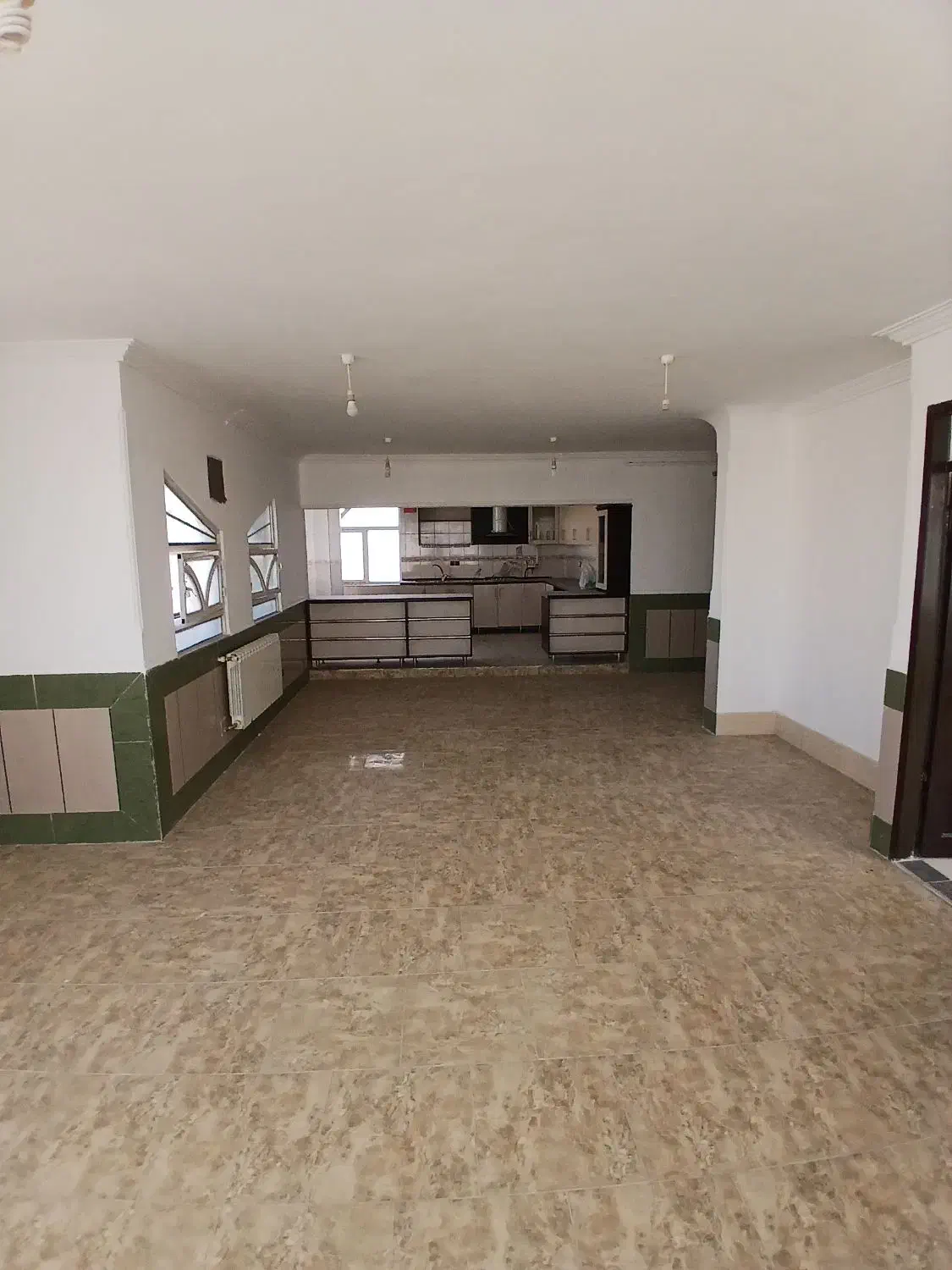 فروش واحد 110متری (آزادگان)|فروش آپارتمان|زاهدان, |دیوار