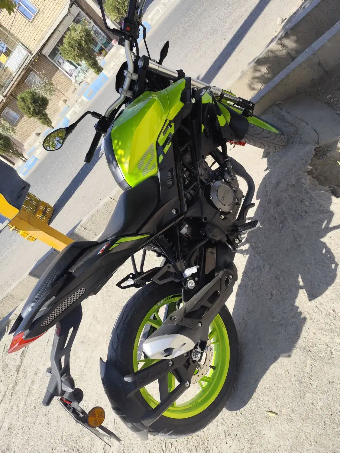 بنلی۲۵۰ درحد|موتورسیکلت|قروه, |دیوار