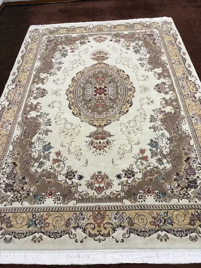 قالی دوتا ۹متری شبیه هم|فرش|اهواز, آسیاباد|دیوار