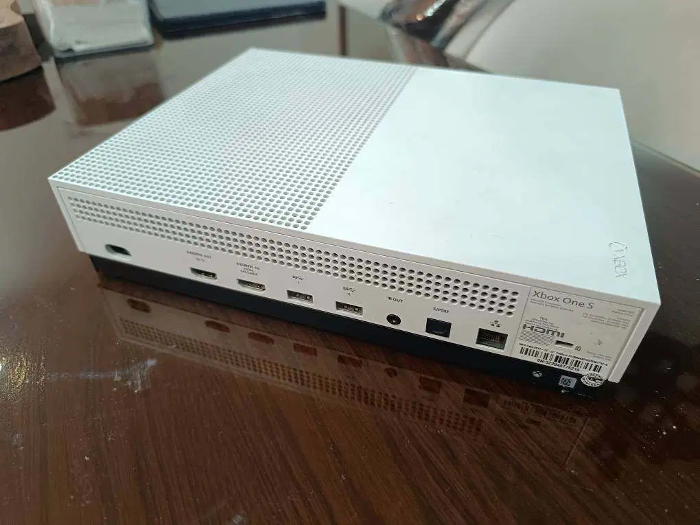 Xbox one s 1tb|کنسول، بازی ویدئویی و آنلاین|تهران, مهرآباد جنوبی|دیوار