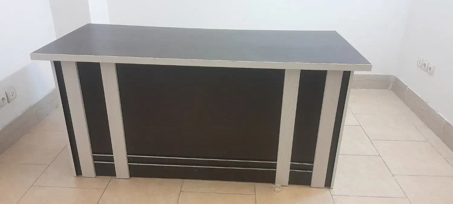 فروش میز مدیریت|مبلمان اداری|رفسنجان, |دیوار