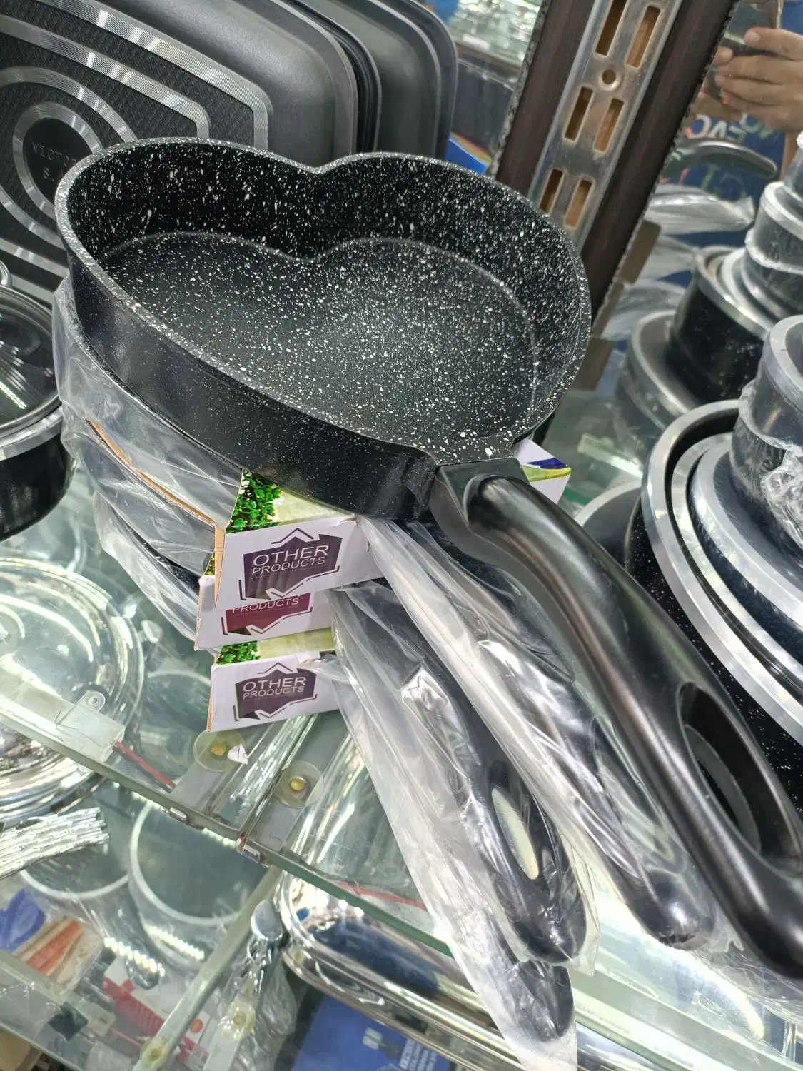 ماهی تابه  قلبی سایز ۲۰|ظروف پخت‌وپز|تهران, سلسبیل جنوبی|دیوار