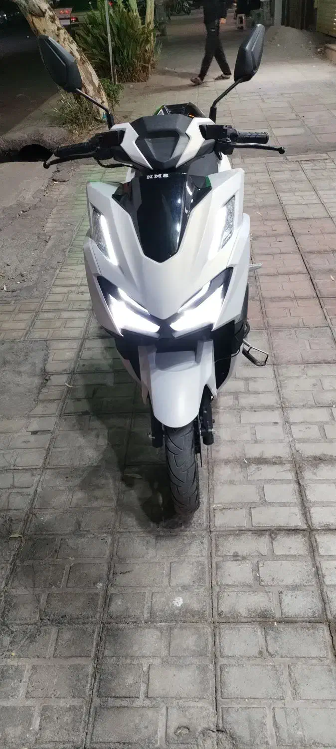 موتورکلیک|موتورسیکلت|بم, |دیوار