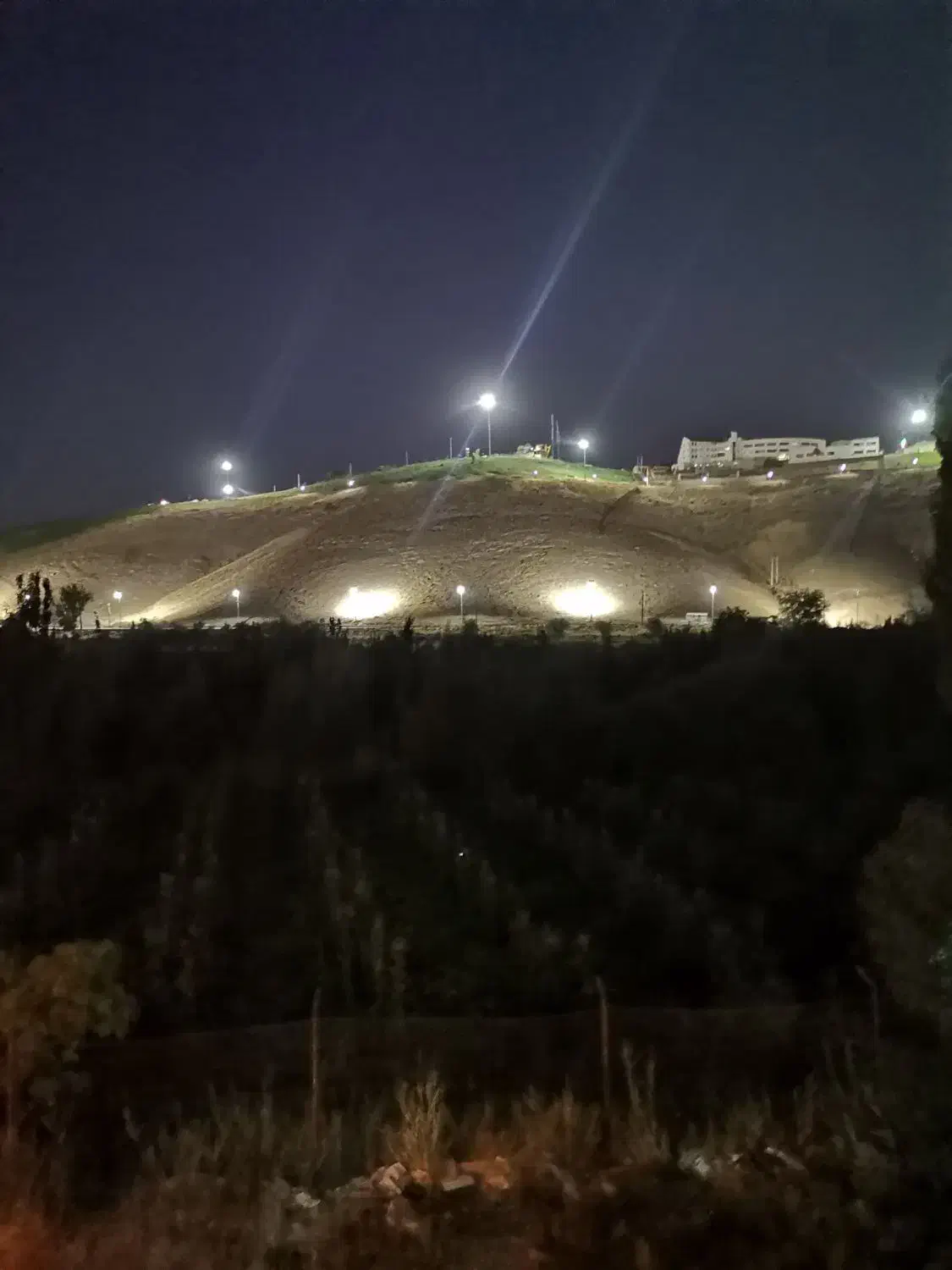 سوییت دربست ابتدای گلدشت توریستی گردشگری|اجارهٔ کوتاه‌مدت آپارتمان و سوئیت|بروجرد, |دیوار