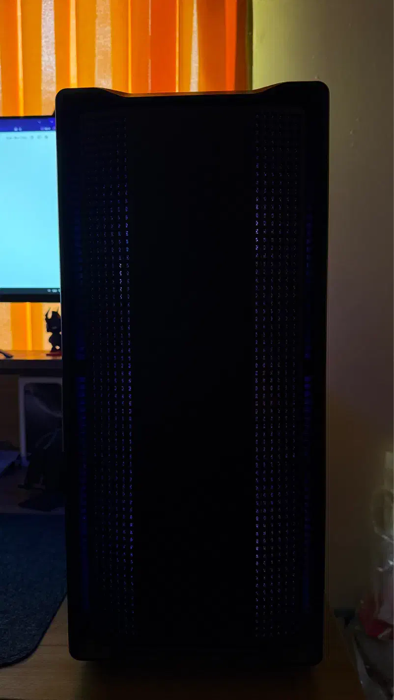 کیس مناسب برای کار تدوین و رندرینگ|رایانه رومیزی|ساری, |دیوار