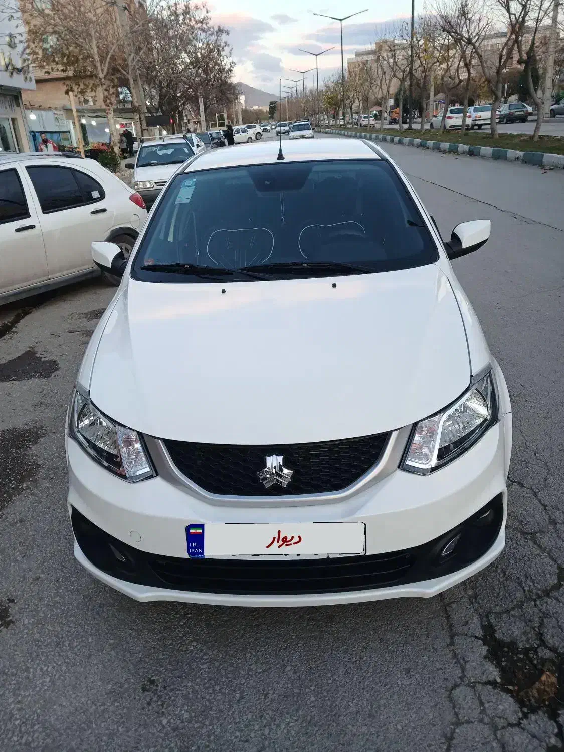 ساینا۴۰۴دوگانه کارخانه|خودرو سواری و وانت|کرمانشاه, |دیوار