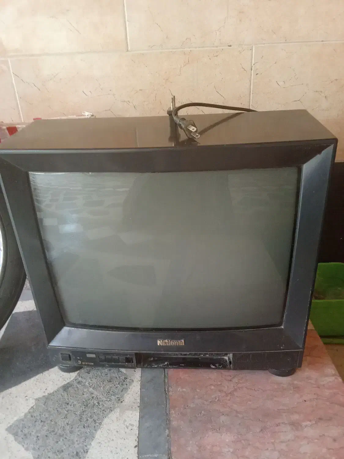 تلویزیون ناسیونال|تلویزیون و پروژکتور|دزفول, |دیوار