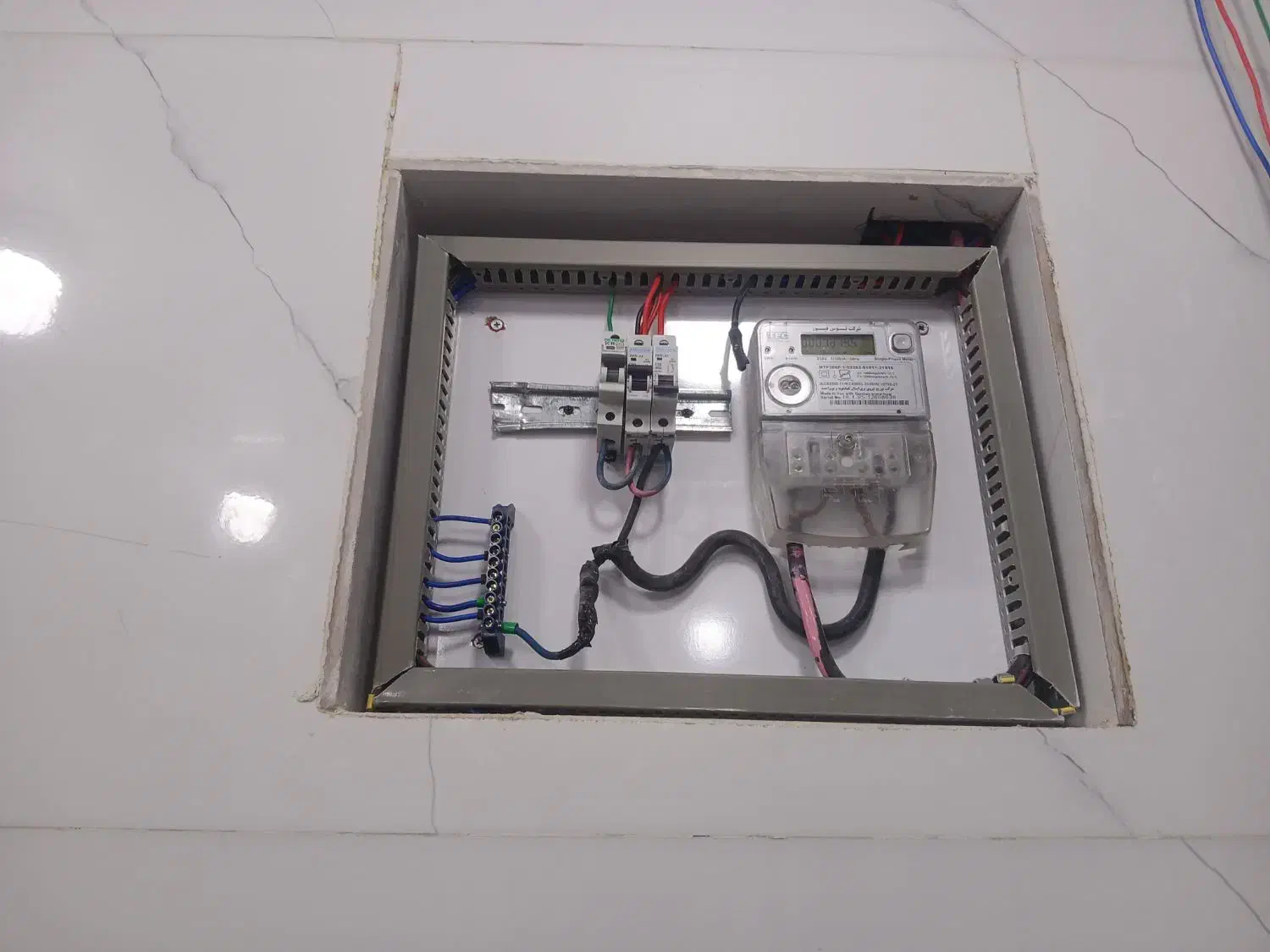 برقکاری و لوله کشی آب و فاضلاب ساختمان|خدمات پیشه و مهارت|دهدشت, |دیوار