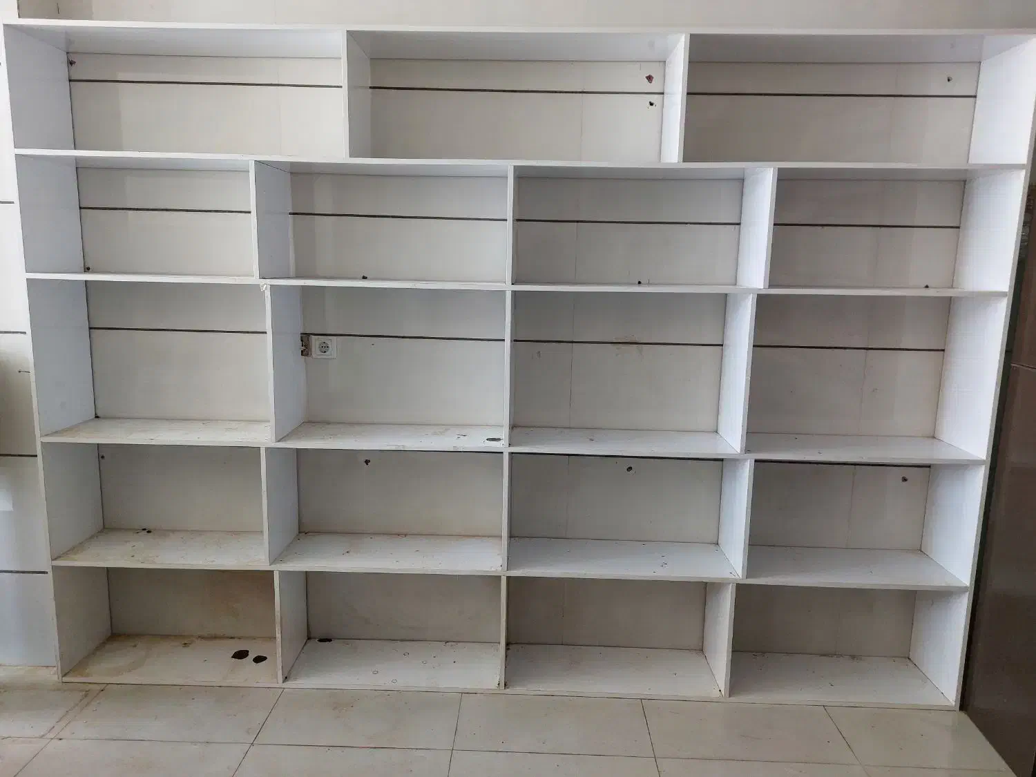 قفسه ام دی اف و میز|فروشگاه و مغازه|کاکی, |دیوار