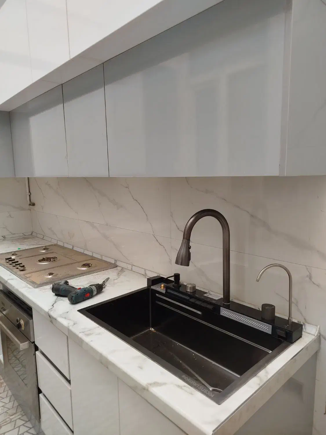 نصب و جابجایی کابینت و کمد دیواری mdf|خدمات پیشه و مهارت|آبادان, |دیوار