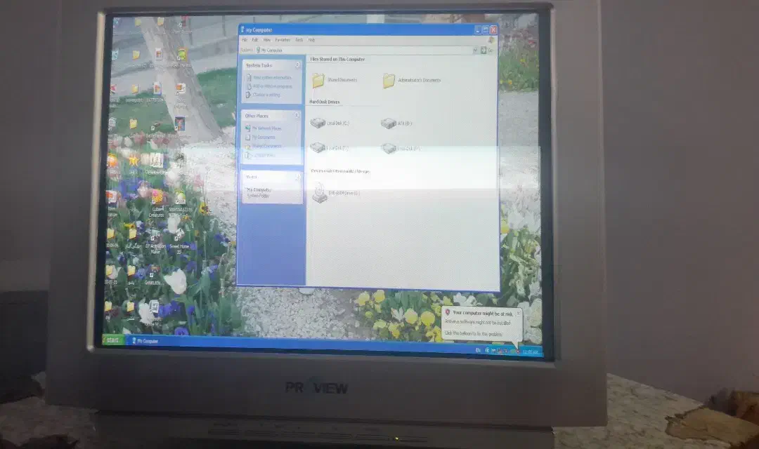 مانیتور|رایانه رومیزی|گوگان, |دیوار