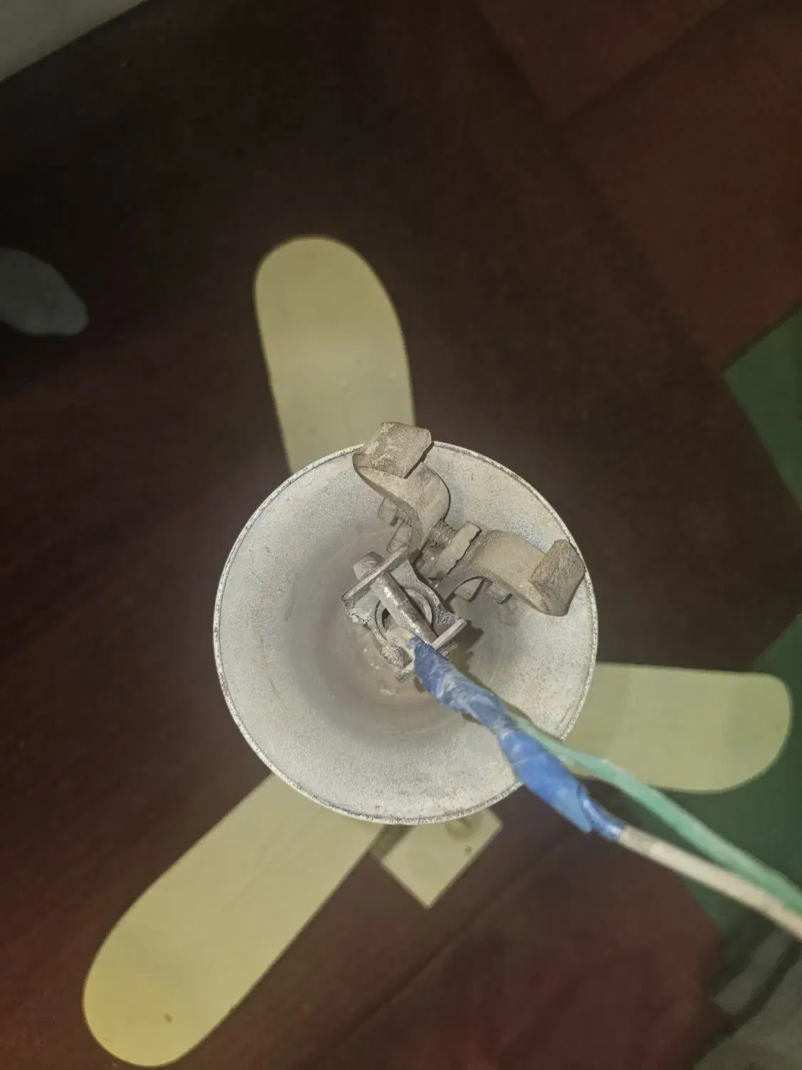 پنکه سقفی|پنکه و تصفیهکنندهٔ هوا|اصفهان, طامه|دیوار