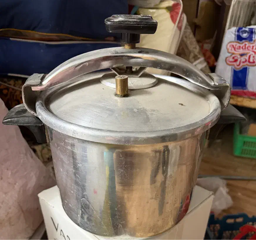 زودپز|ظروف پختوپز|ساوه, |دیوار