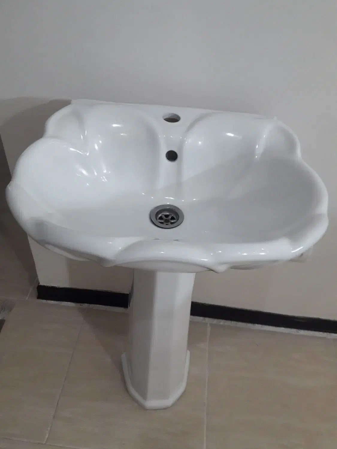 روشویی وپایه سرامیکی نو نو|لوازم سرویس بهداشتی|پردیس, فاز ۱|دیوار