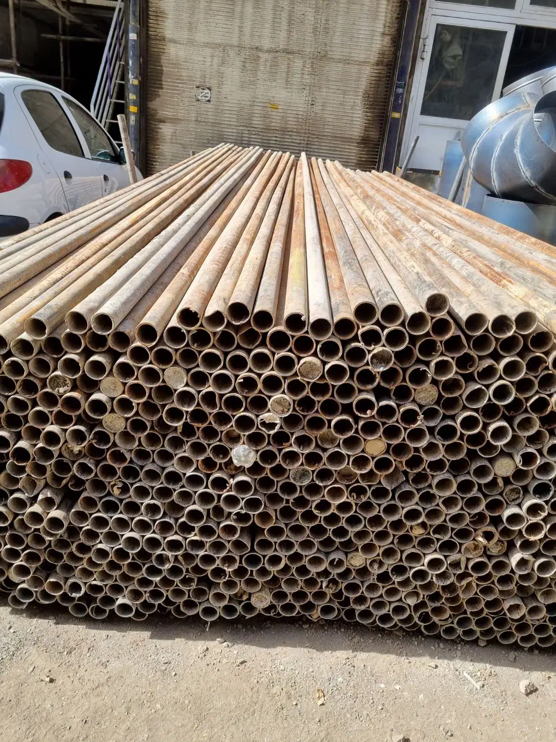 لوله داربست بست اتصالات واهن الات کلی|عمده‌فروشی|تهران, شادآباد|دیوار