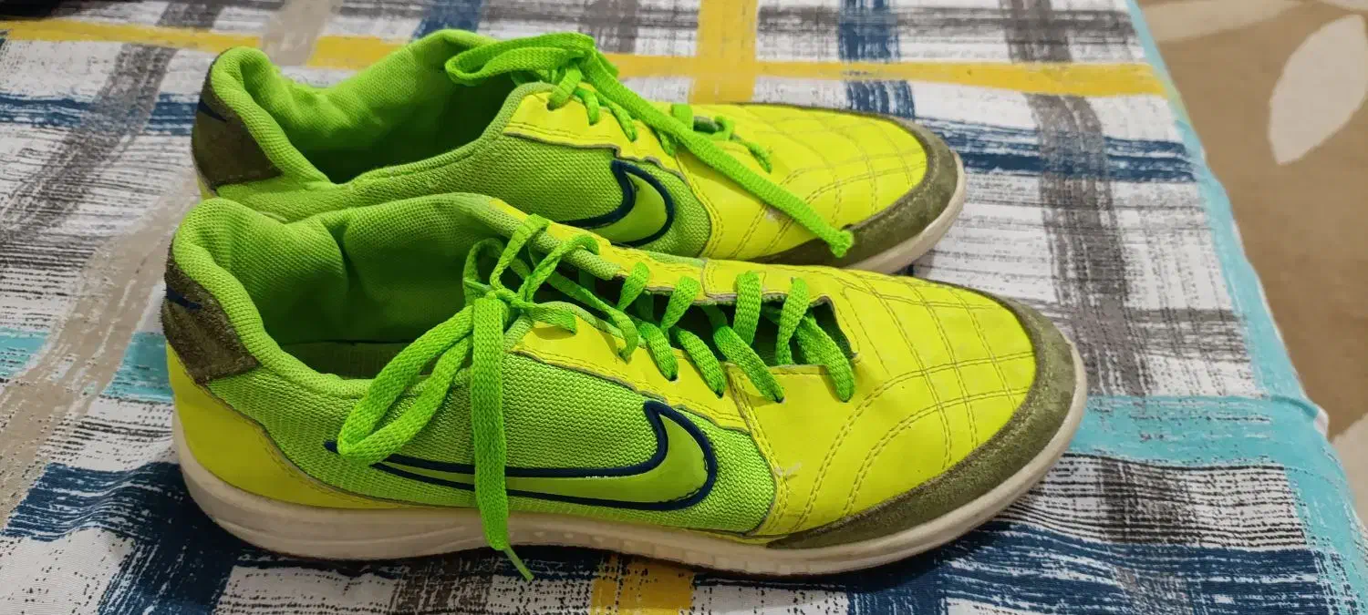 کفش سالنی|کیف، کفش، کمربند|لنجان, |دیوار