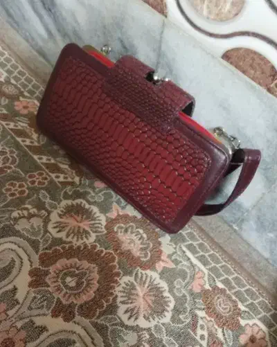 کیف زنانه.|کیف، کفش، کمربند|گناباد, |دیوار